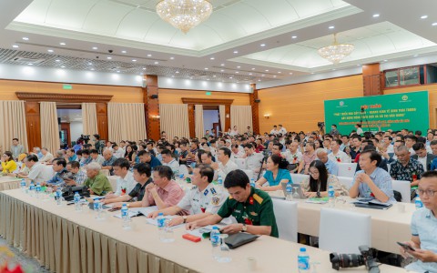 Phát triển hoa cây cảnh : Ngành kinh tế sinh thái trong sây dựng nông thôn mới